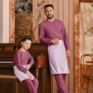 Wholesale Malay Traditional Baju Melayu Family Sets: New Mauve Color, Paired with Light Purple Sarong, Bulk Discounts Available!